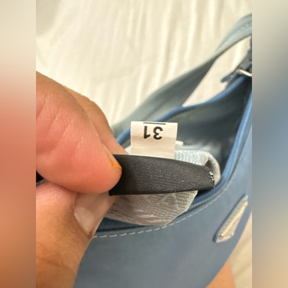 Prada Re-edition - Picture 15 of 16